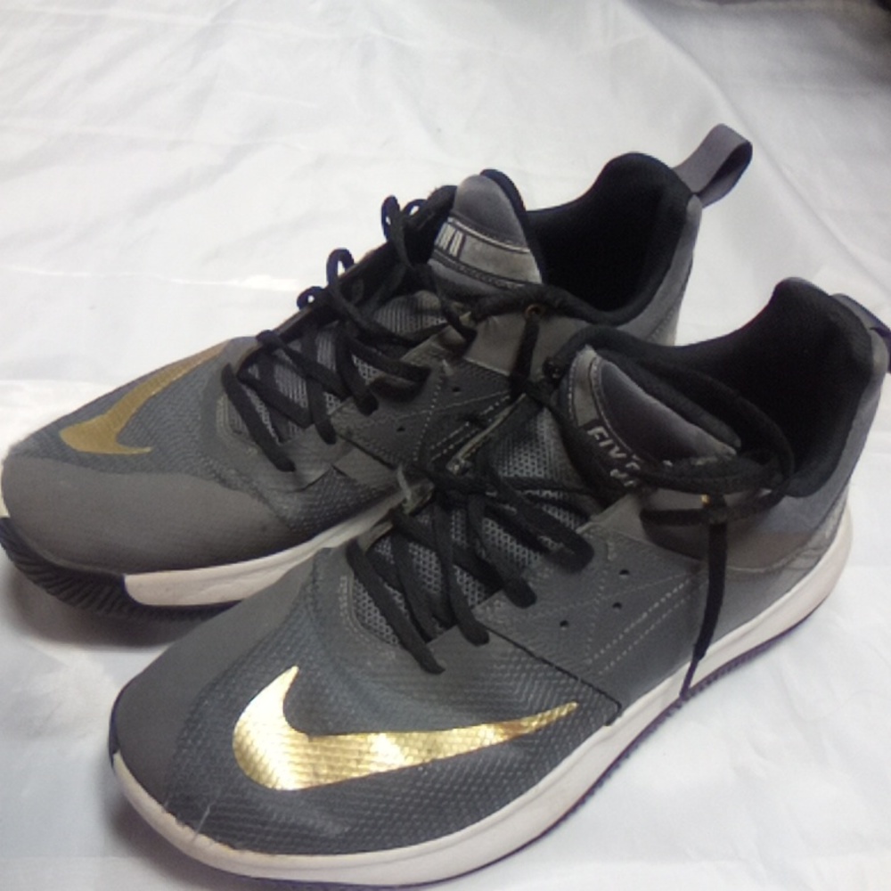 Nike fly by 2-just do it sz 12